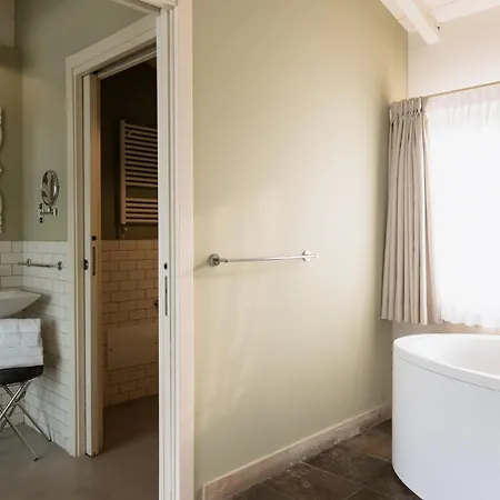 Guest house La Boheme Chambres 4*